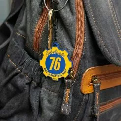 Bioworld Fallout Collectibles | Vault Boy Collector’s Edition Reclamation Day Keyring -Footwear Shop BIW KE7EL0FSX CE