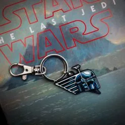 SalesOne LLC Star Wars: Book Of Boba Fett Chrome Helmet Pendant Keychain | Toynk Exclusive -Footwear Shop SOI SWBOBFKC04 CF 509b510a 6676 4198 8b14 084343f59466