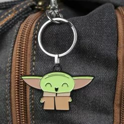 SalesOne LLC Star Wars: The Mandalorian, The Child "Baby Yoda" Happy Enamel Keychain -Footwear Shop SOI SWMAN2YODAKC01 CE 67351532 5fc6 48f1 8756 b9d9117ba593
