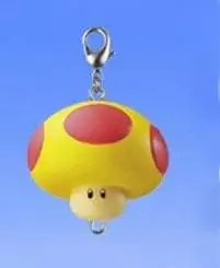 BANPRESTO Super Mario Brothers Yellow & Red Mushroom Connecting Clip On/Keychain